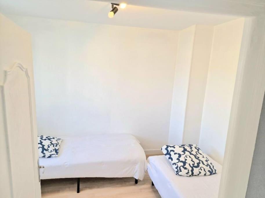 Maison A Aurillac - 3 Chambres - Arrivee Autonome Екстериор снимка